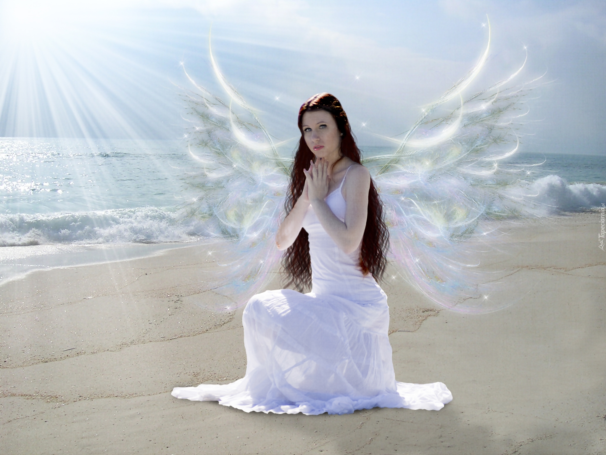 Девушка ангел молится