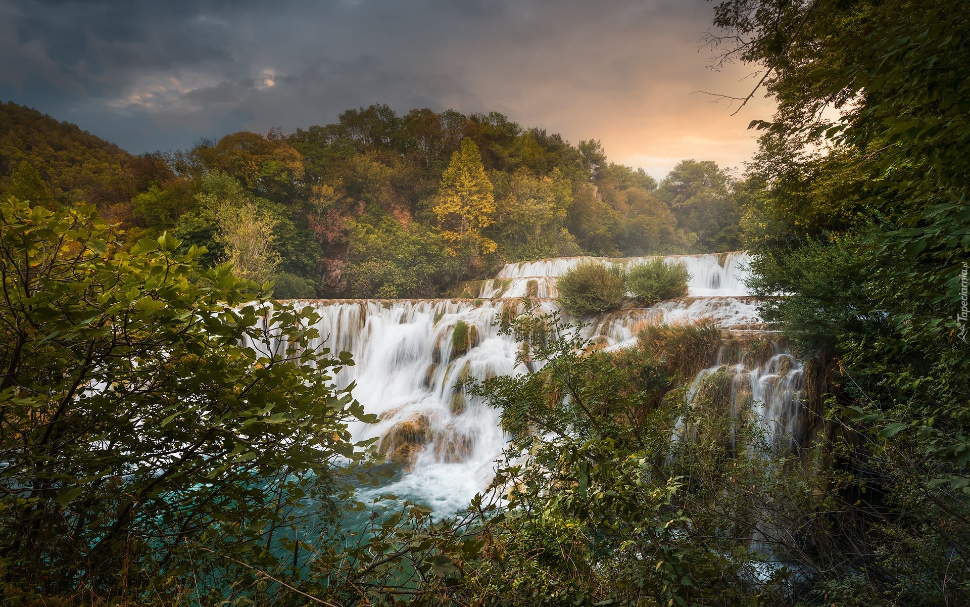 Drzewa, Krzewy, Wodospad, Park Narodowy Krka, Chorwacja