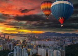 Balony nad miastem Hongkong