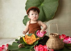 Dziecko, Chłopiec, Azjata, Kwiaty