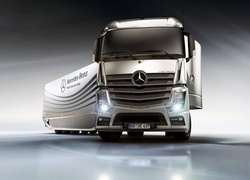 Ciężarówka Mercedes-Benz Actros rocznik 2011