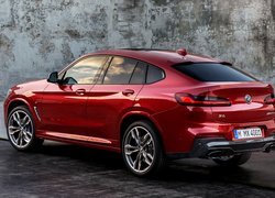 Czerwone, BMW X4, M40d