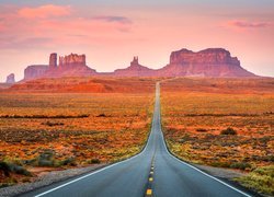 Droga, Jesień, Skały, Monument Valley, Dolina Pomników, Wyżyna Colorado, Stan Utah, Stany Zjednoczone