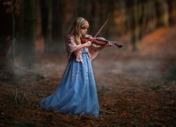 Dziewczynka ze skrzypcami