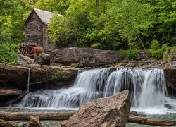 Glade Creek Grist Mill w Parku Babcock State