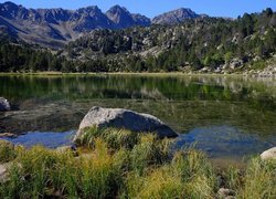 Jezioro Llac dels Pessons w Andorze