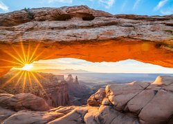Kanion, Skała, Promienie słońca, Park Narodowy Canyonlands, Stan Utah, Stany Zjednoczone