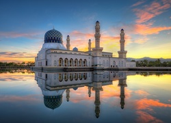 Malezja, Borneo, Kota Kinabalu, Meczet City Mosque, Zatoka Likas,  Wschód Słońca