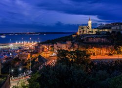 Mgarr nocą na maltańskiej wyspie Gozo