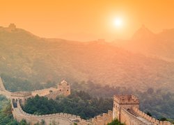 Chiny, Wielki Mur Chiński, Góry, Las, Mgła, Zachód słońca