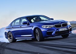 Niebieskie, BMW M5 F90, 2018, Droga