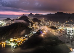 Brazylia, Rio de Janeiro, Miasto nocą, Góry, Morze