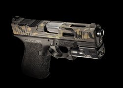 Pistolet Mk 2 Glock 19 na czarnym tle