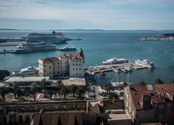 Morze, Statki pasażerskie, Terminal, Domy, Split, Chorwacja