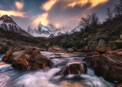 Argentyna, Patagonia, Park Narodowy Los Glaciares, Skały, Rzeka, Góra, Cerro Torre