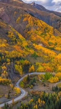 Kręta droga Million Dollar Highway US 550 w Kolorado