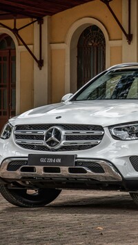 Mercedes-Benz GLC 220 przodem