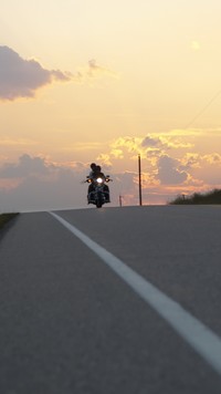 Motocykl na drodze