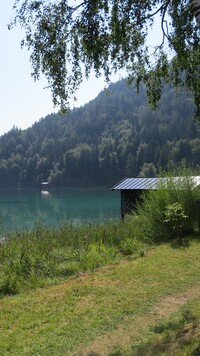 Przystań nad jeziorem Hintersteinersee