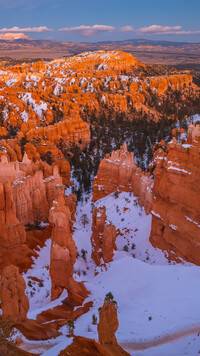 Śnieg w Parku Narodowym Bryce Canyon