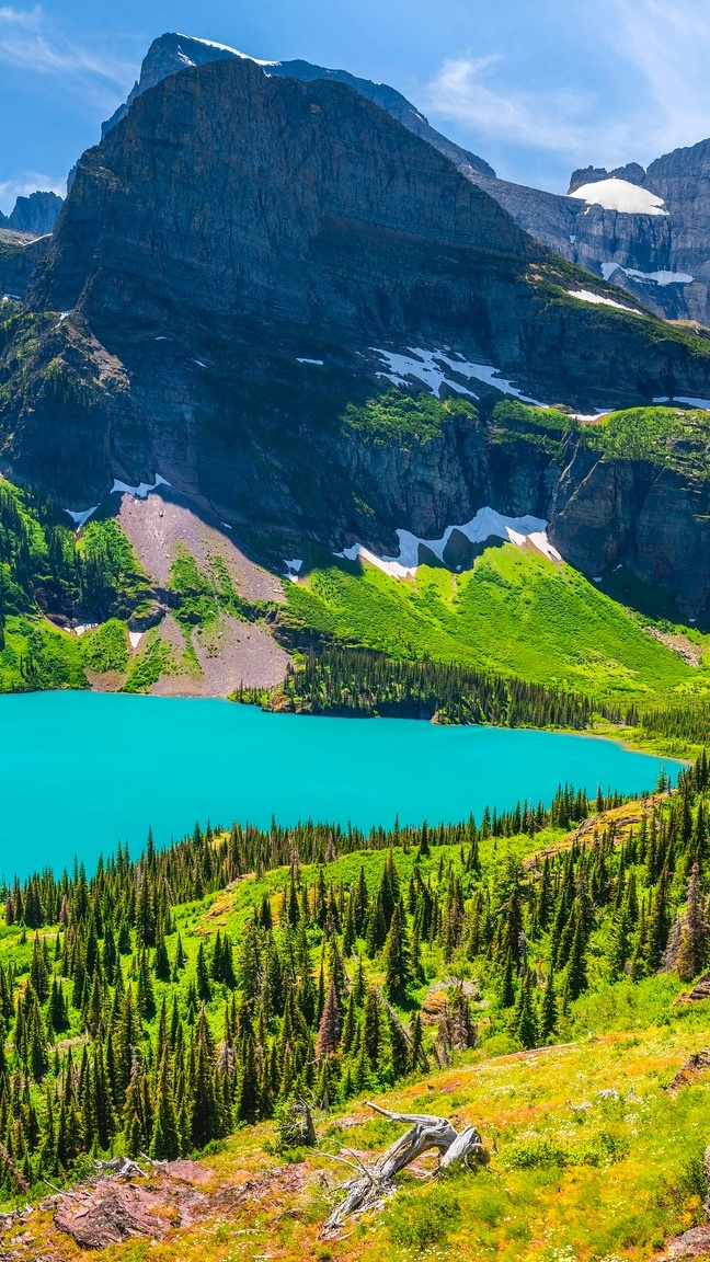 Góry nad jeziorem Grinnell Lake