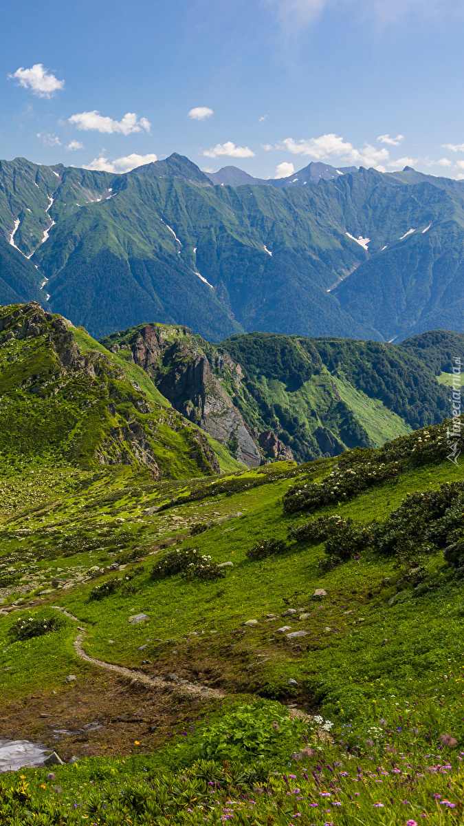 Panorama gór Kaukazu