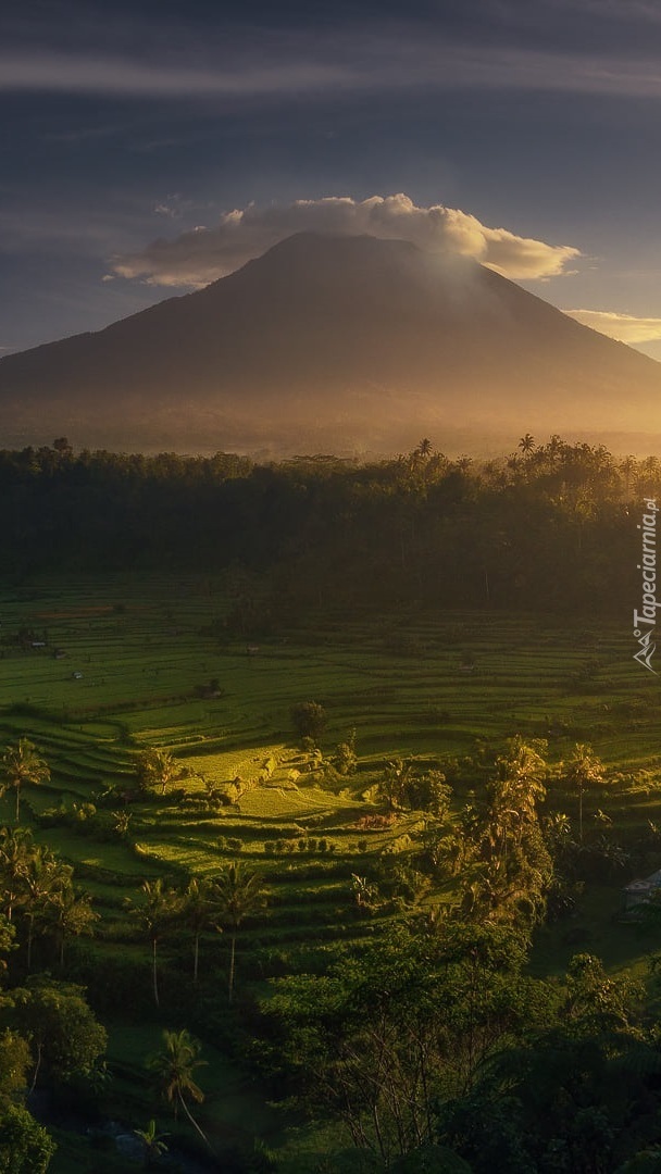 Wulkan Agung na wyspie Bali