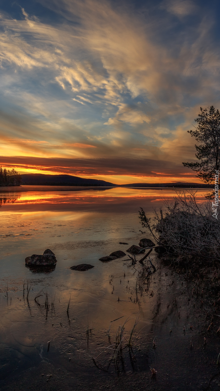 Zachód słońca nad rzeką Jerisjoki