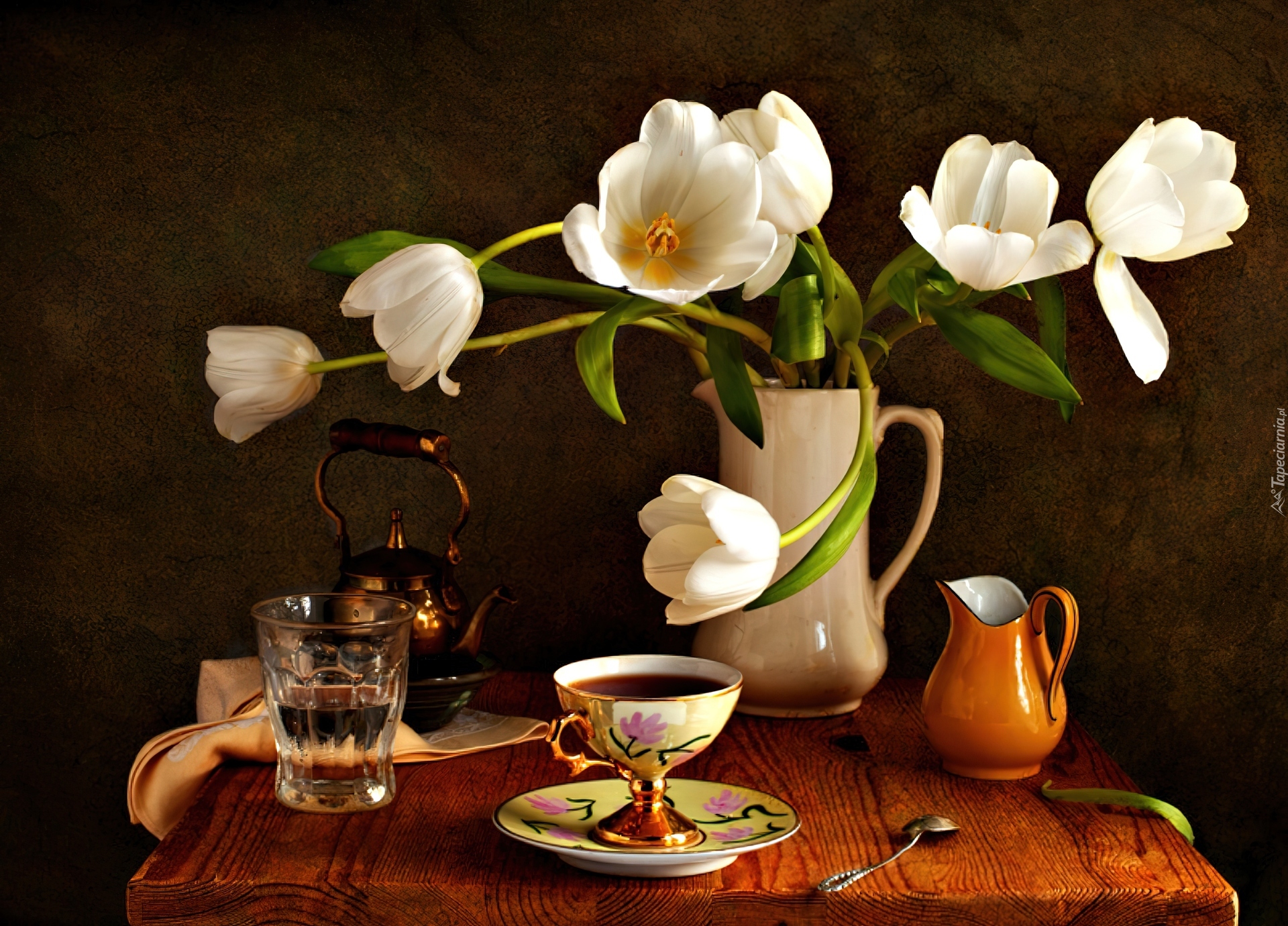 Натюрморты с цветами и кофе