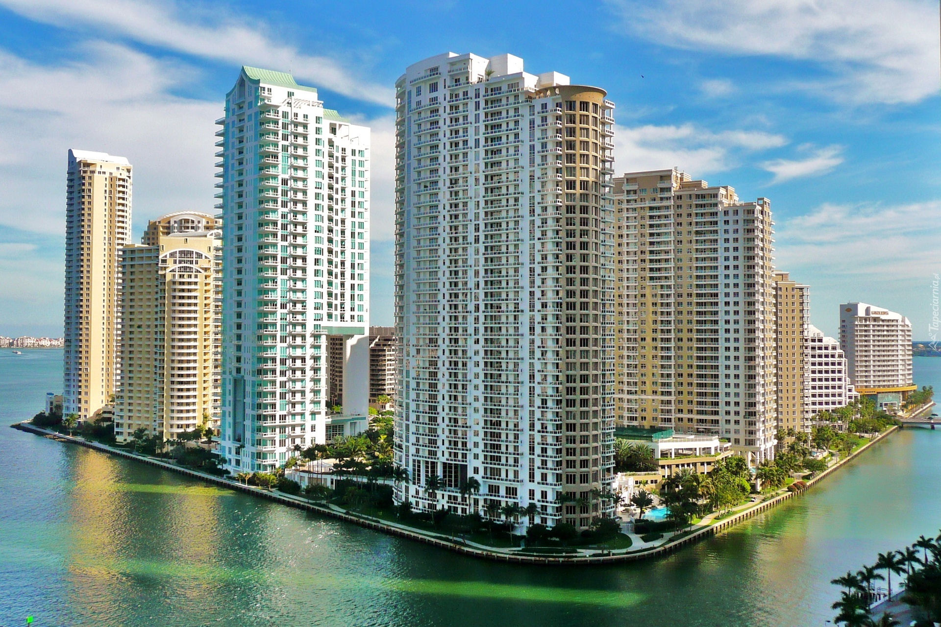 Miami, Brickell Key, Florida, Wieżowce