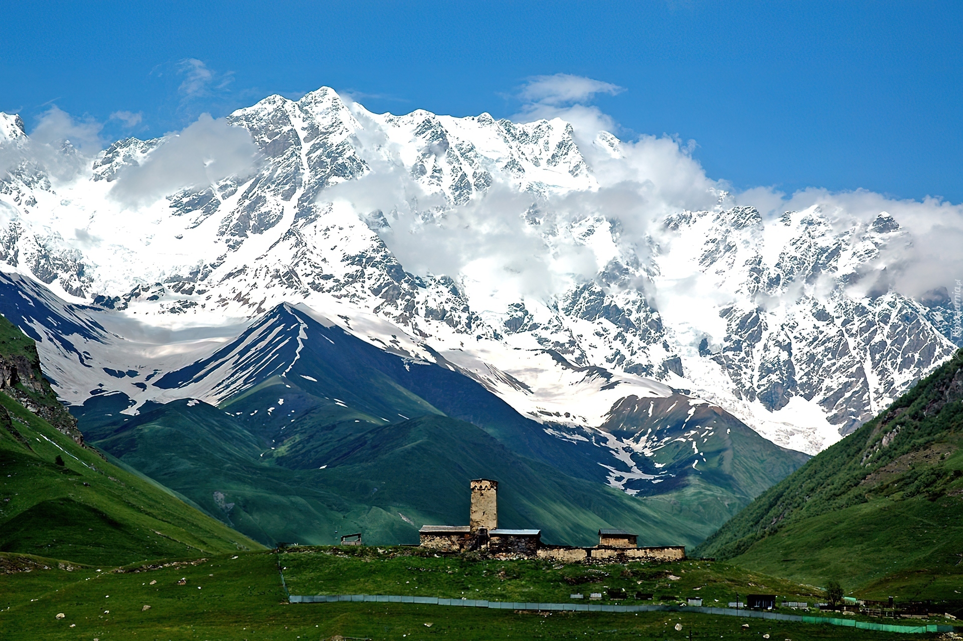 Góry, Śnieg, Zabudowy, Gruzja