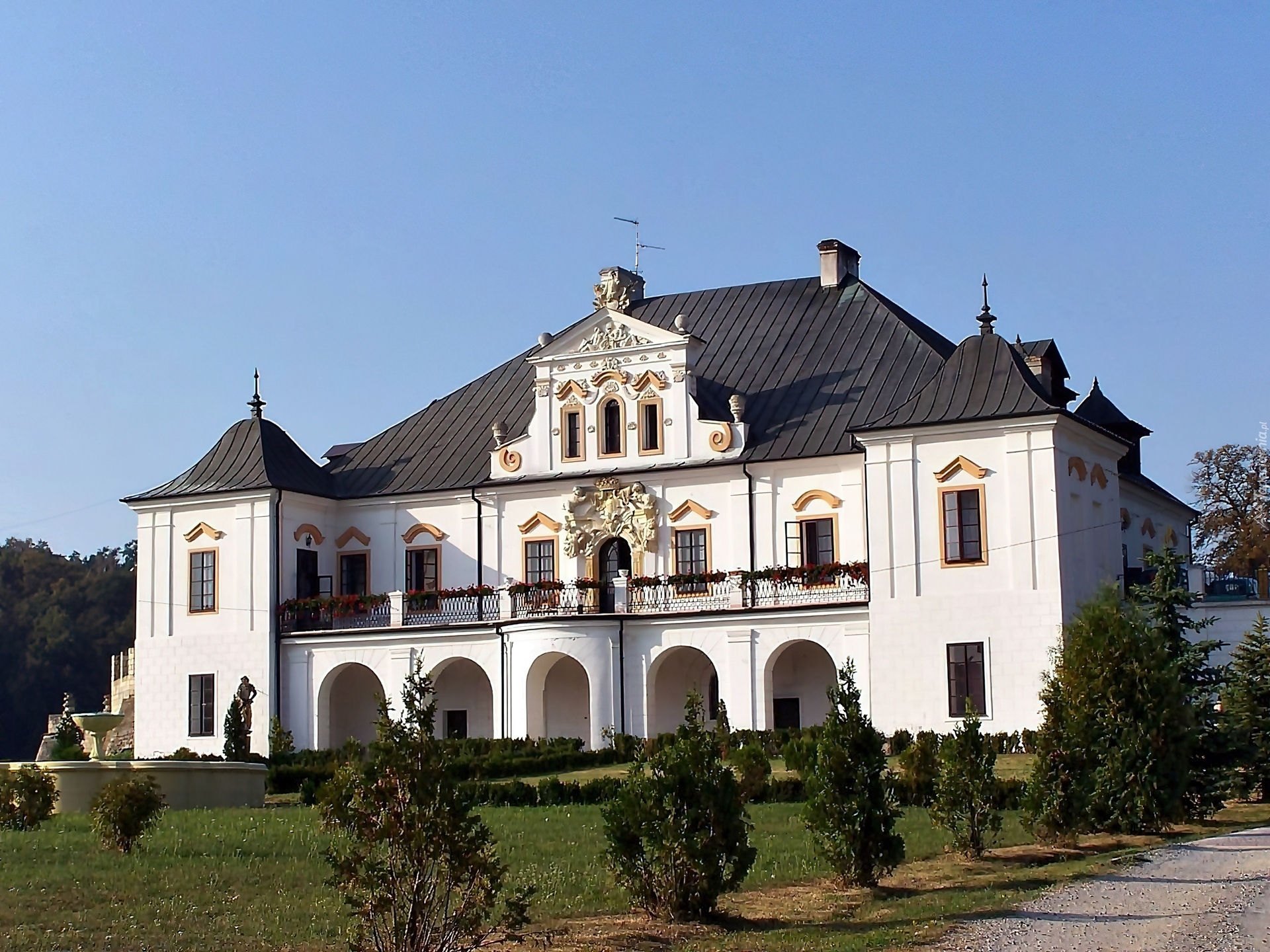 Czyżów, Pałac, Park