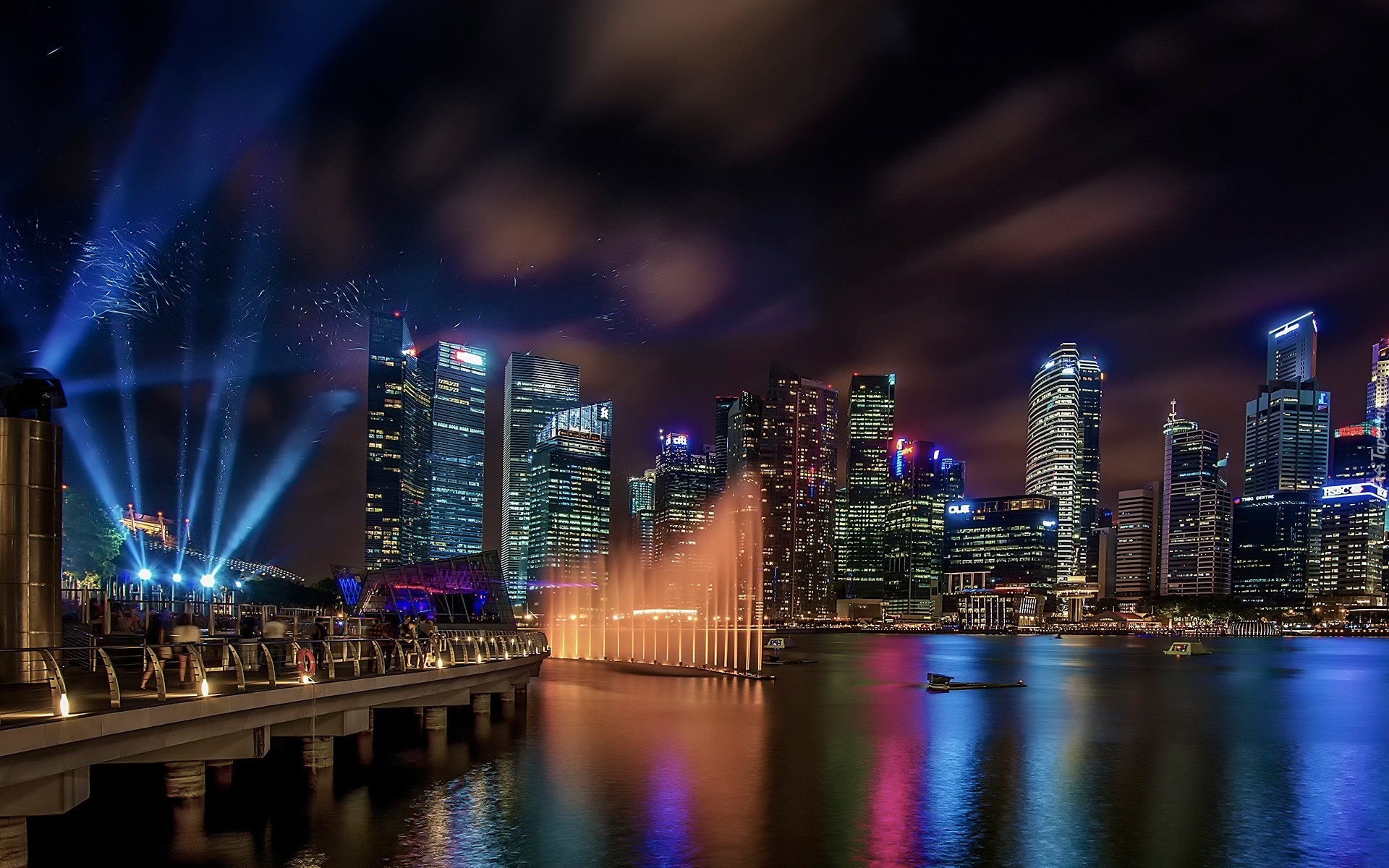 Singapur, Miasto, Nocą