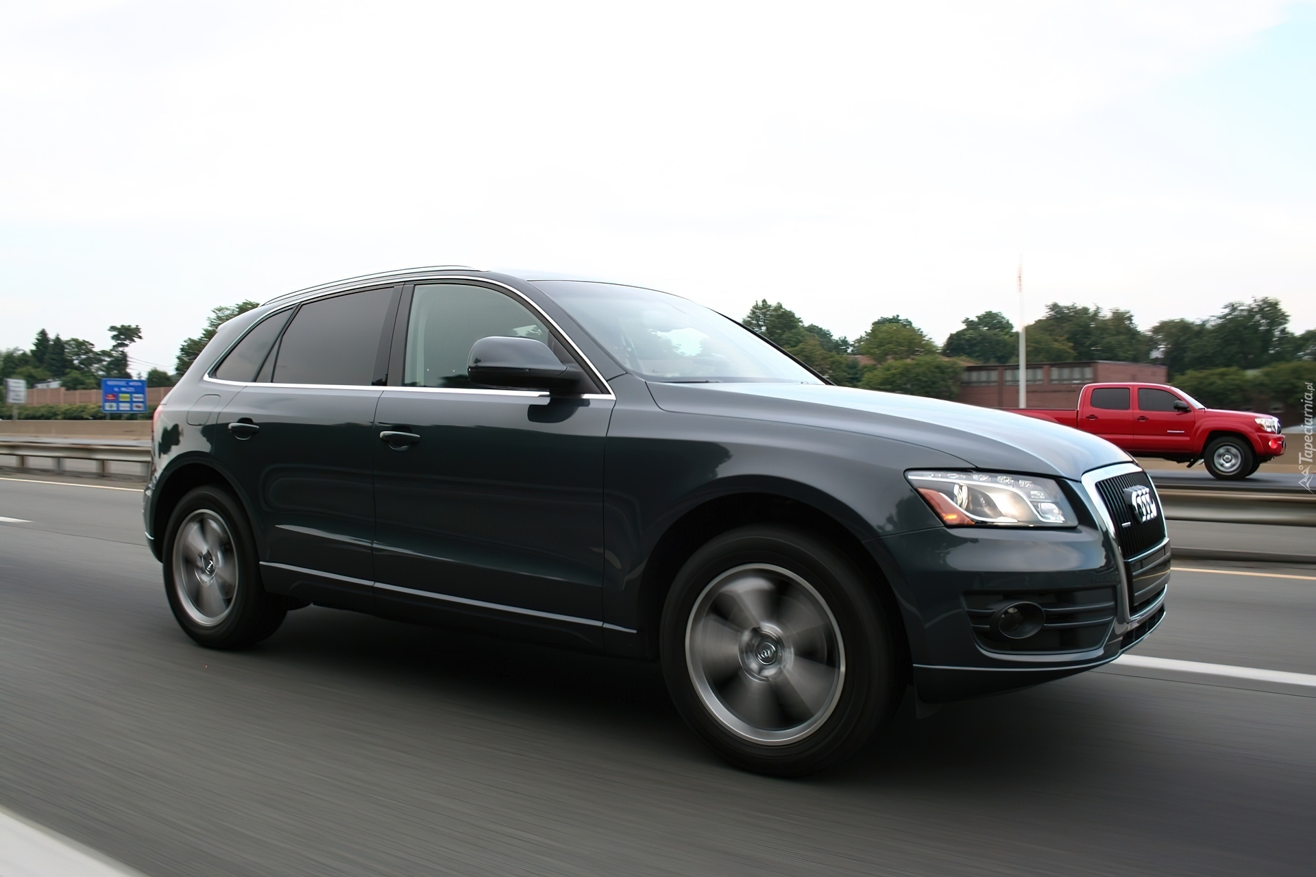 Audi Q5, Autostrada, Barierki