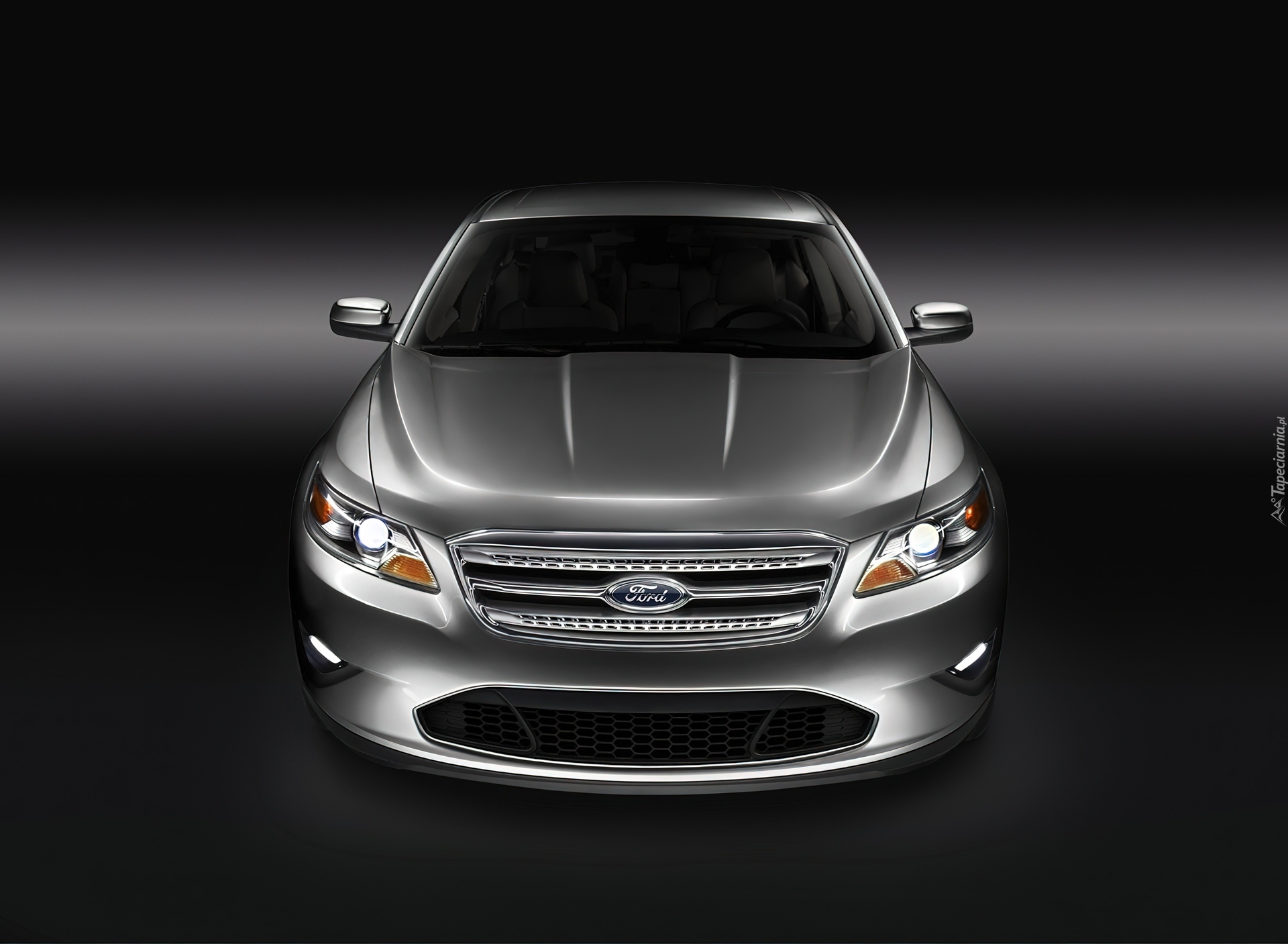 Ford Taurus, Maska, Reflektory