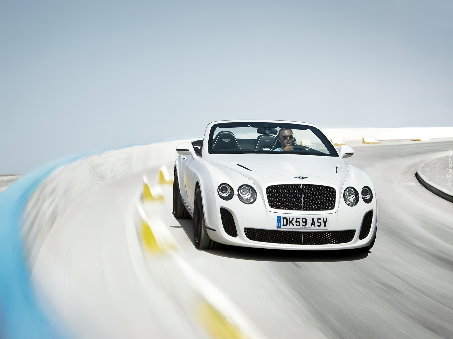 Bentley Continental Supersports, Grafika