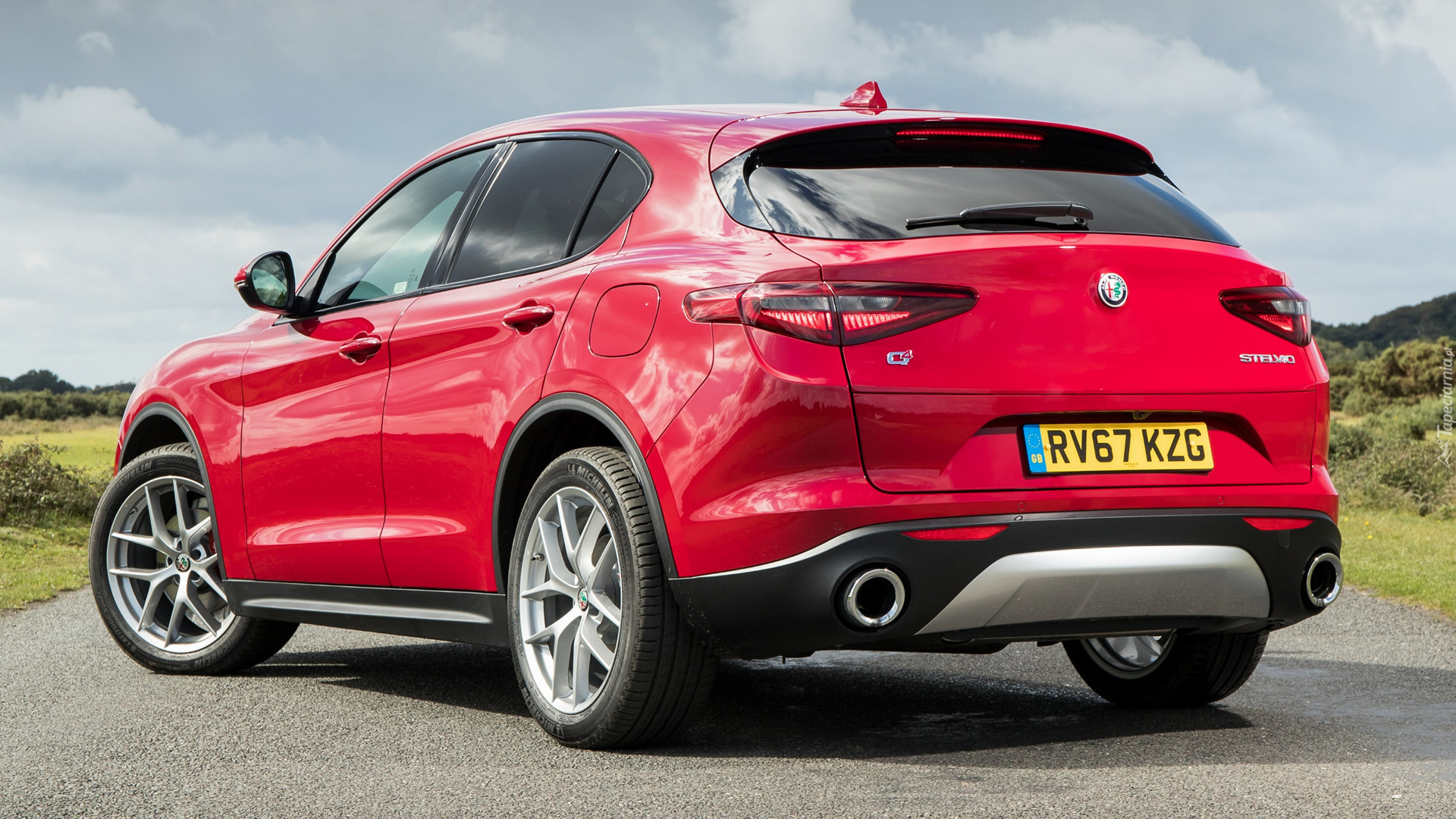 Alfa Romeo Stelvio, Czerwony