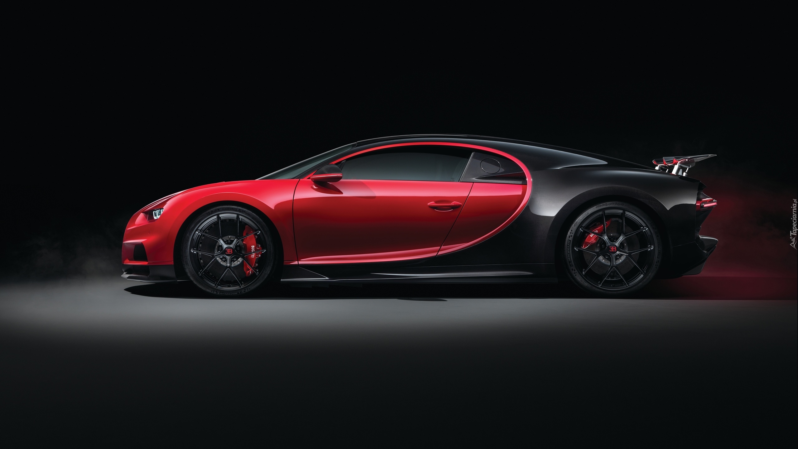 Czerwono-czarny, Bugatti Chiron Sport, 2018