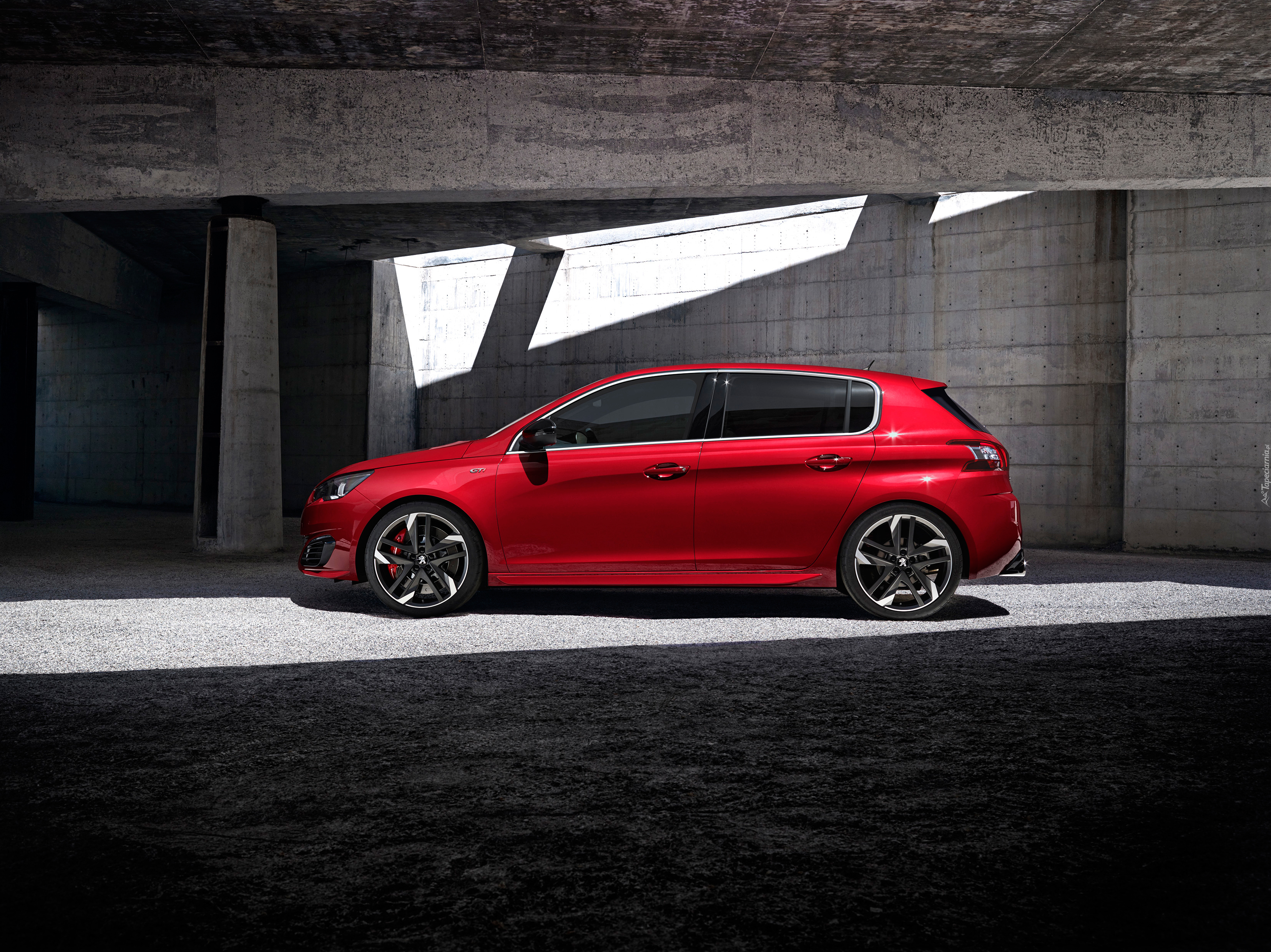 Czerwony, Peugeot 308 GTi, 2015