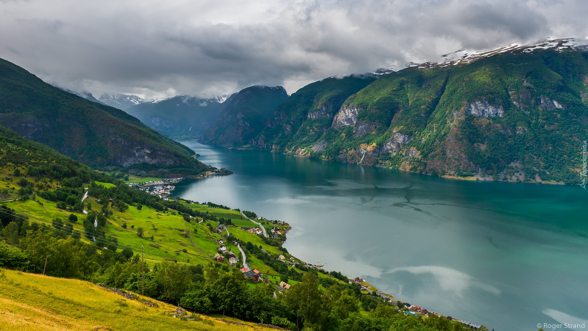 Fiord, Aurlandsfjord, Zalesione, Góry, Hrabstwo Vestland, Norwegia
