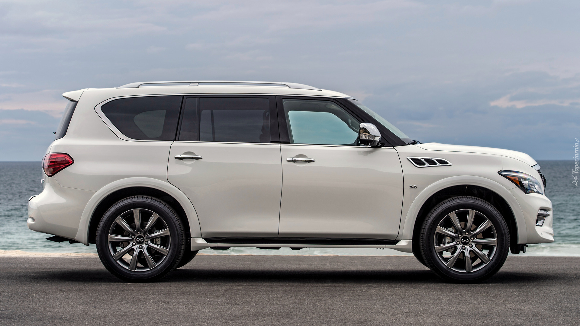 Infiniti QX80