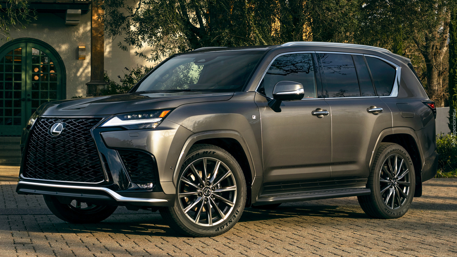 Lexus LX, F Sport