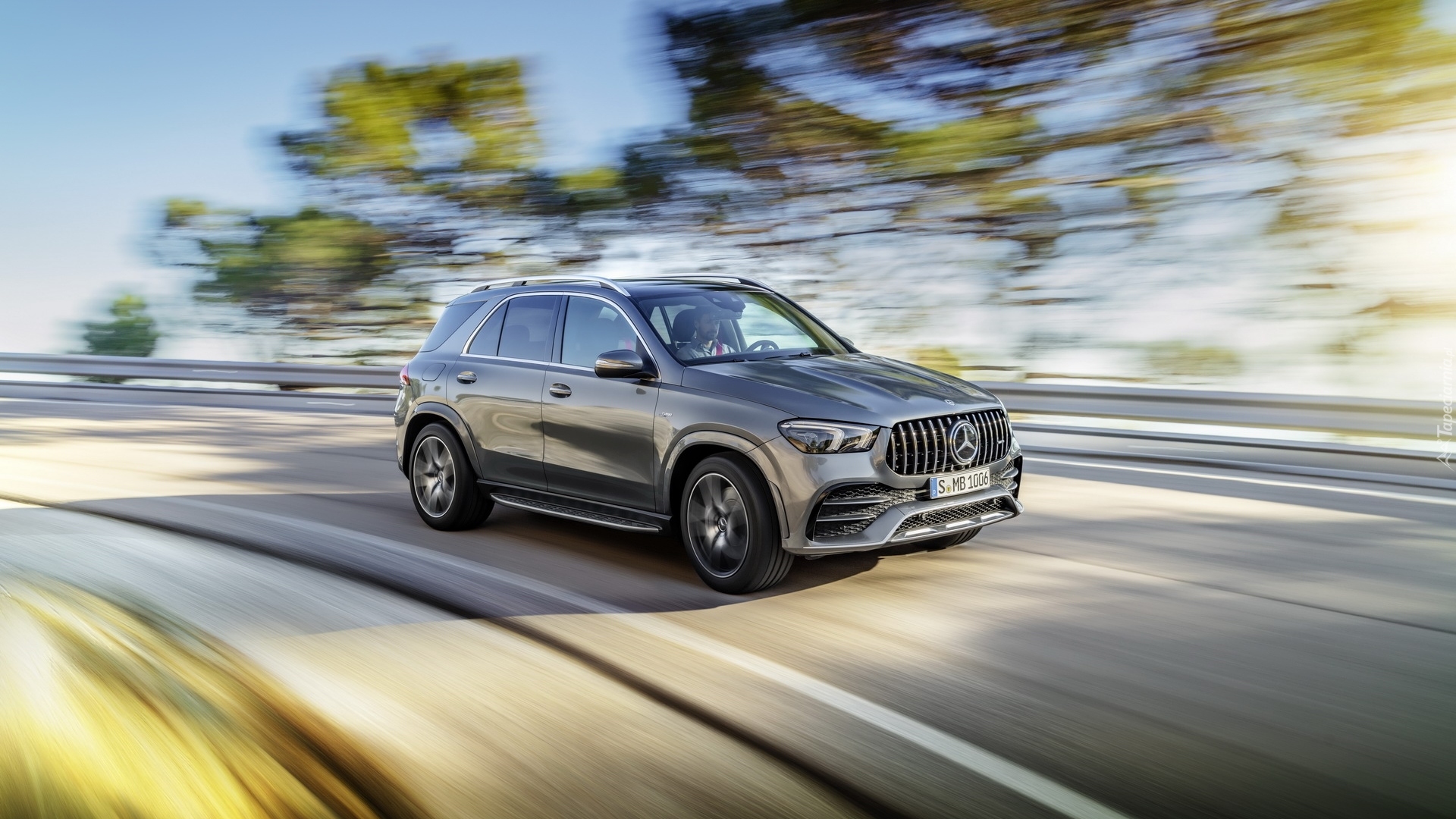 Mercedes-AMG GLE 53, Droga