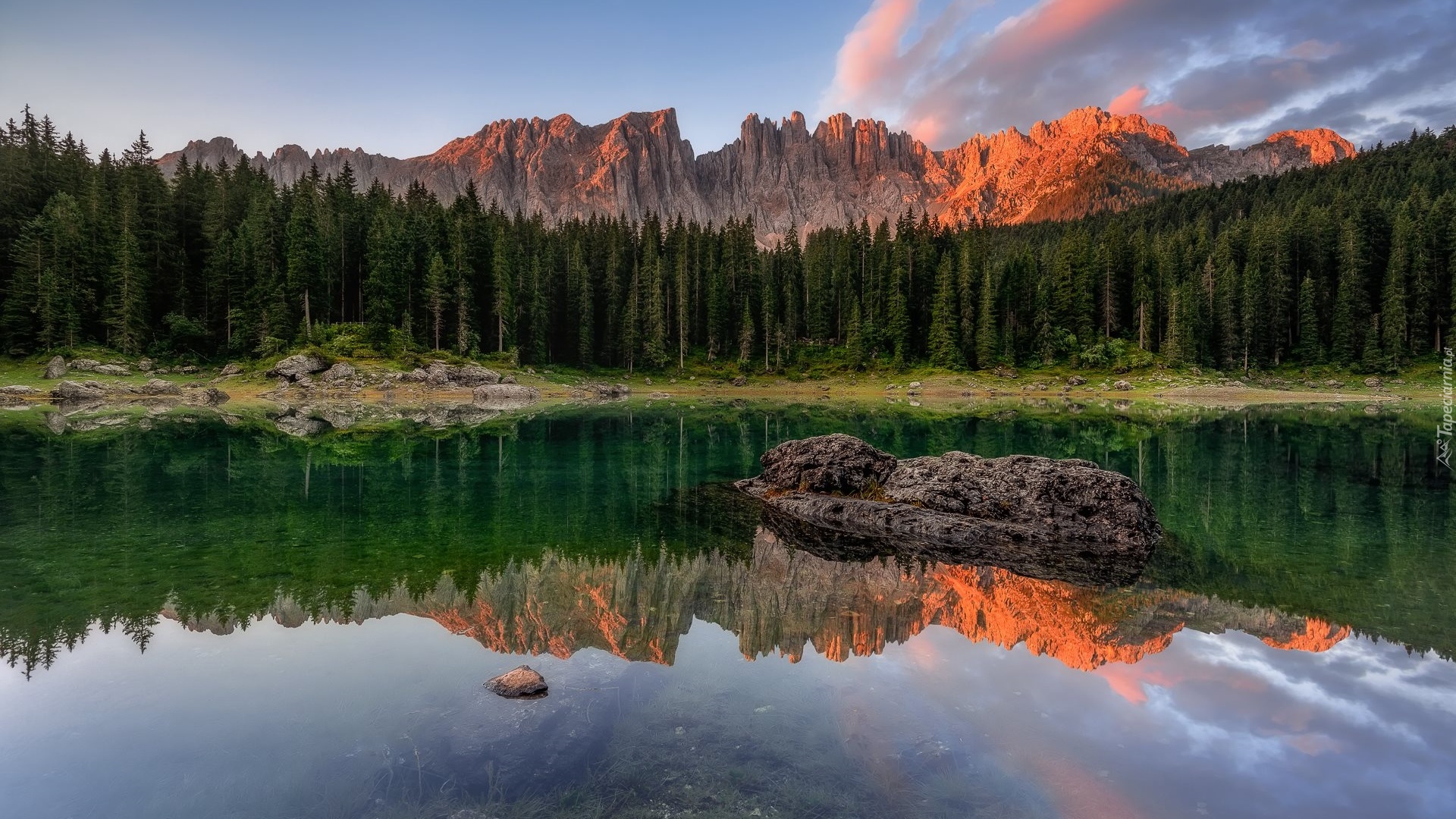 Jezioro, Lago di Carezza, Góry, Dolomity, Las, Drzewa, Chmury, Południowy Tyrol, Włochy