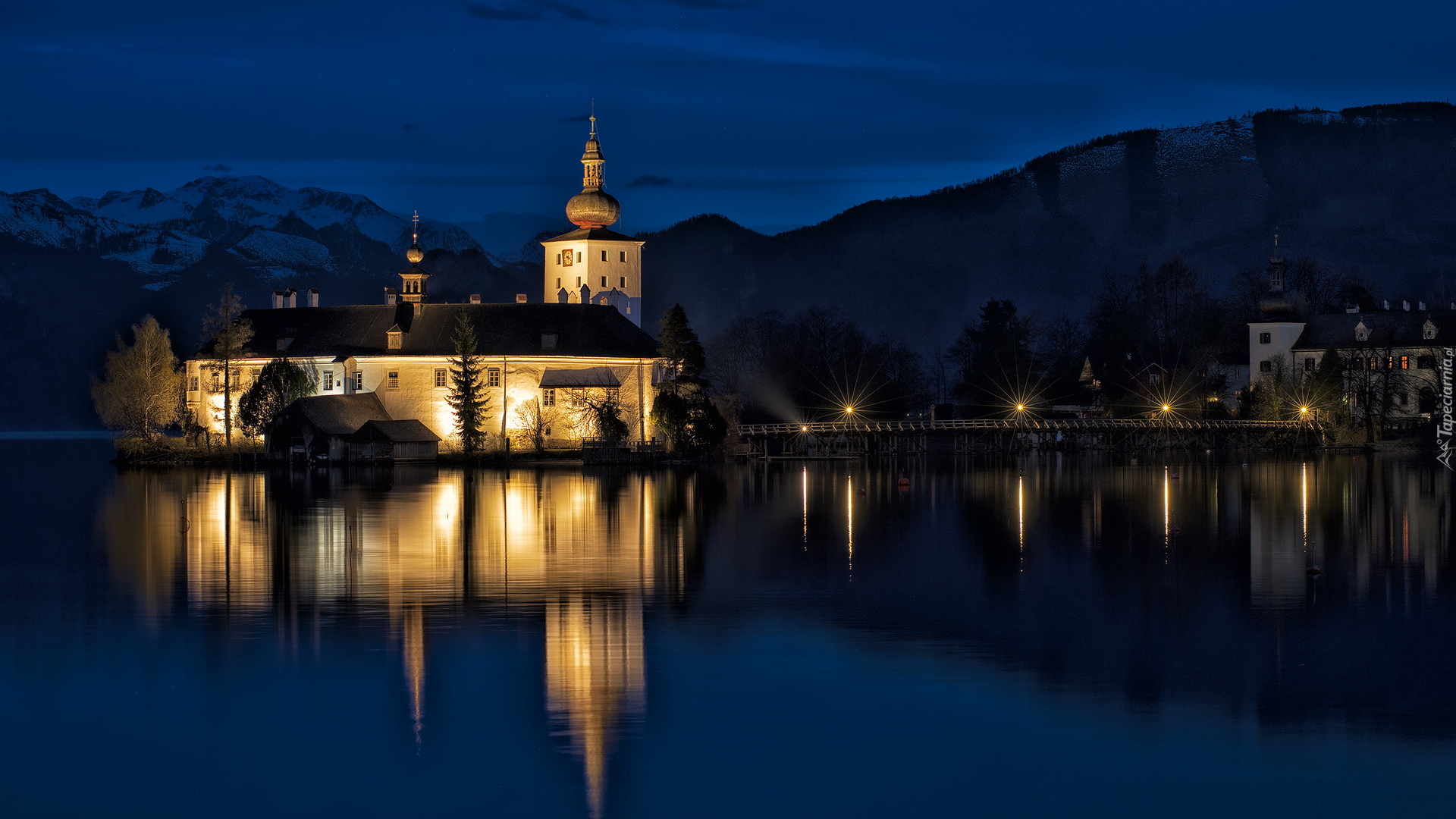 Oświetlony, Zamek Ort, Noc, Most, Jezioro Traunsee, Gmunden, Austria