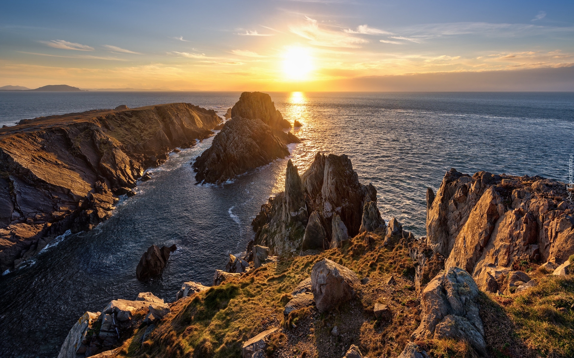 Irlandia, Hrabstwo Donegal, Morze, Skały, Zachód słońca, Przylądek Malin Head
