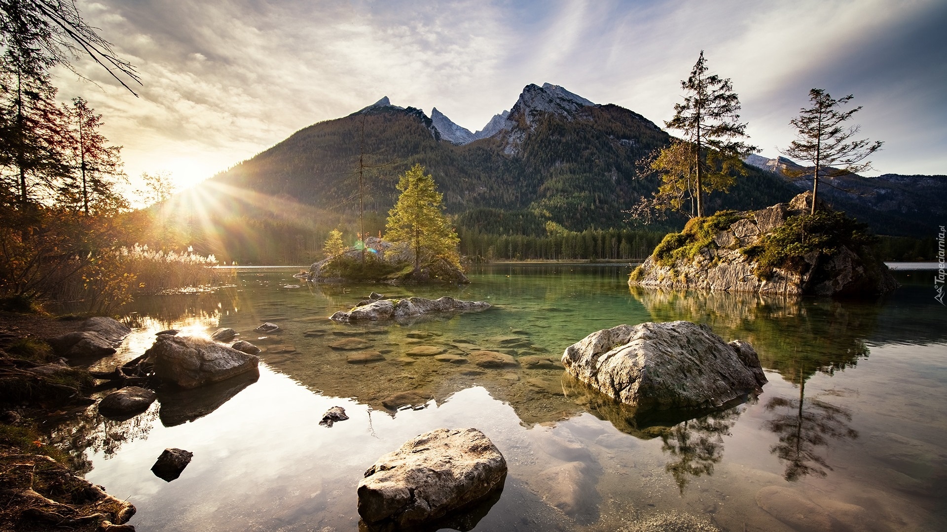 Góry, Alpy, Jezioro Hintersee, Skały, Drzewa, Wschód słońca, Bawaria, Niemcy