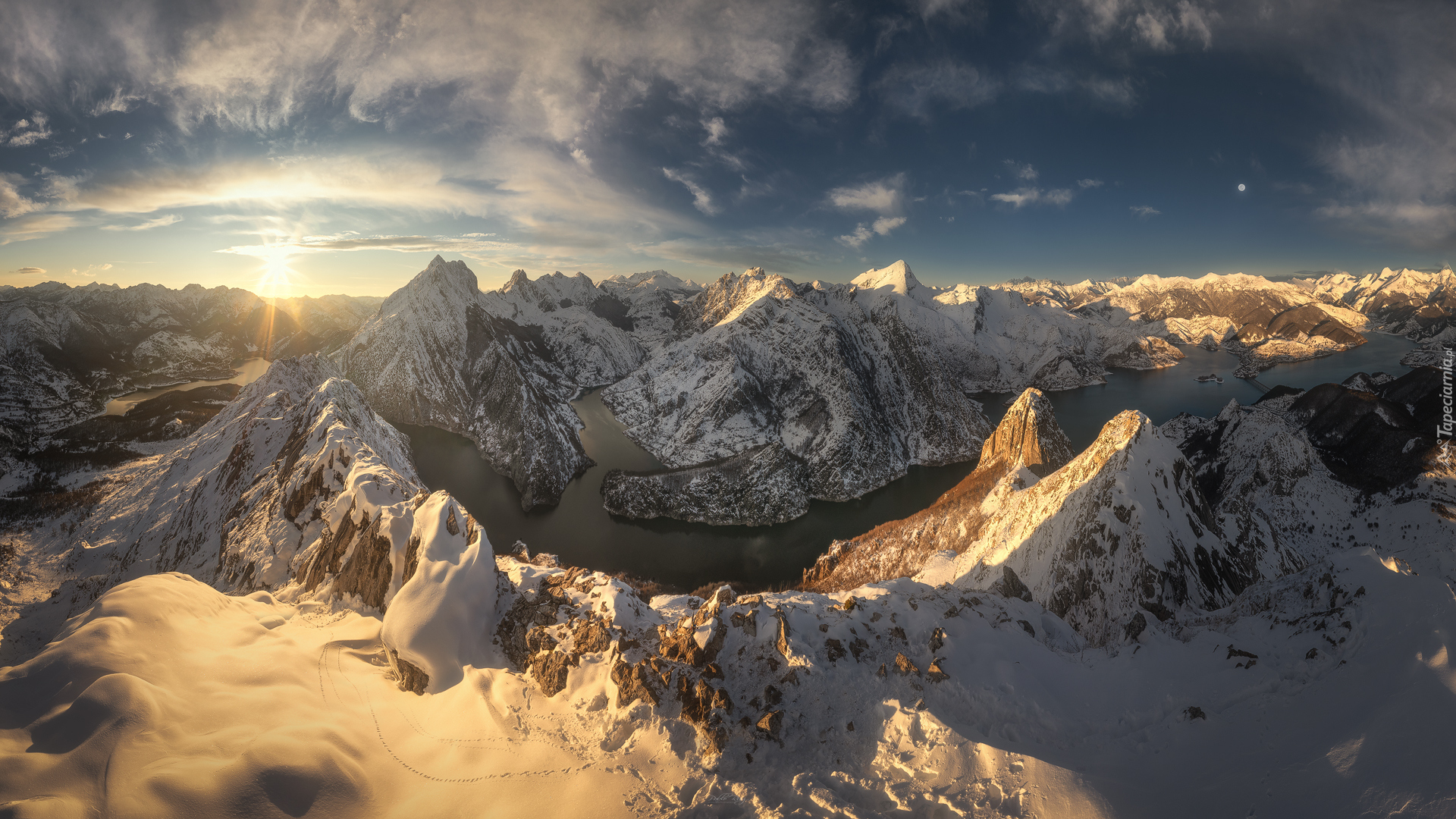 Ośnieżone, Góry Kantabryjskie, Masyw, Picos de Europa, Rzeka Esla, Wschód słońca, Hiszpania