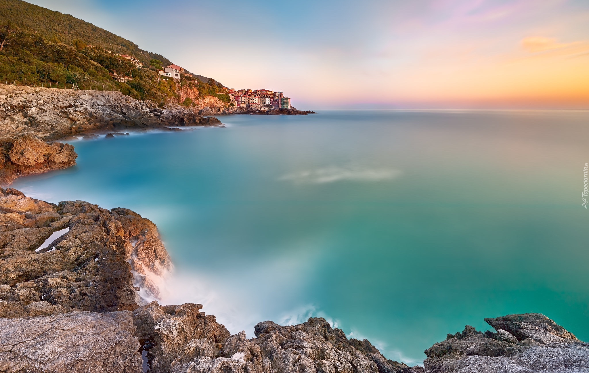 Morze, Wybrzeże, Skały, Zachód słońca, Domy, Tellaro, Liguria, Włochy
