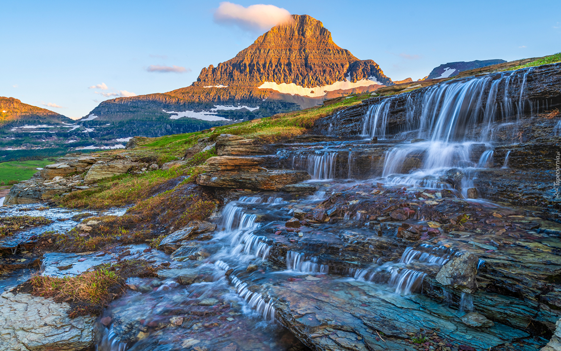 Stany Zjednoczone, Stan Montana, Park Narodowy Glacier, Góra, Wodospady, Skały